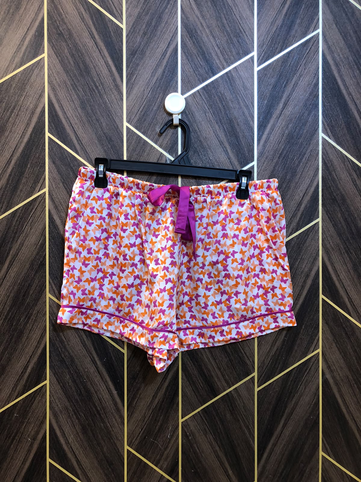 Women Mini Shorts Silk Medium | Size Waist 30 to 32
