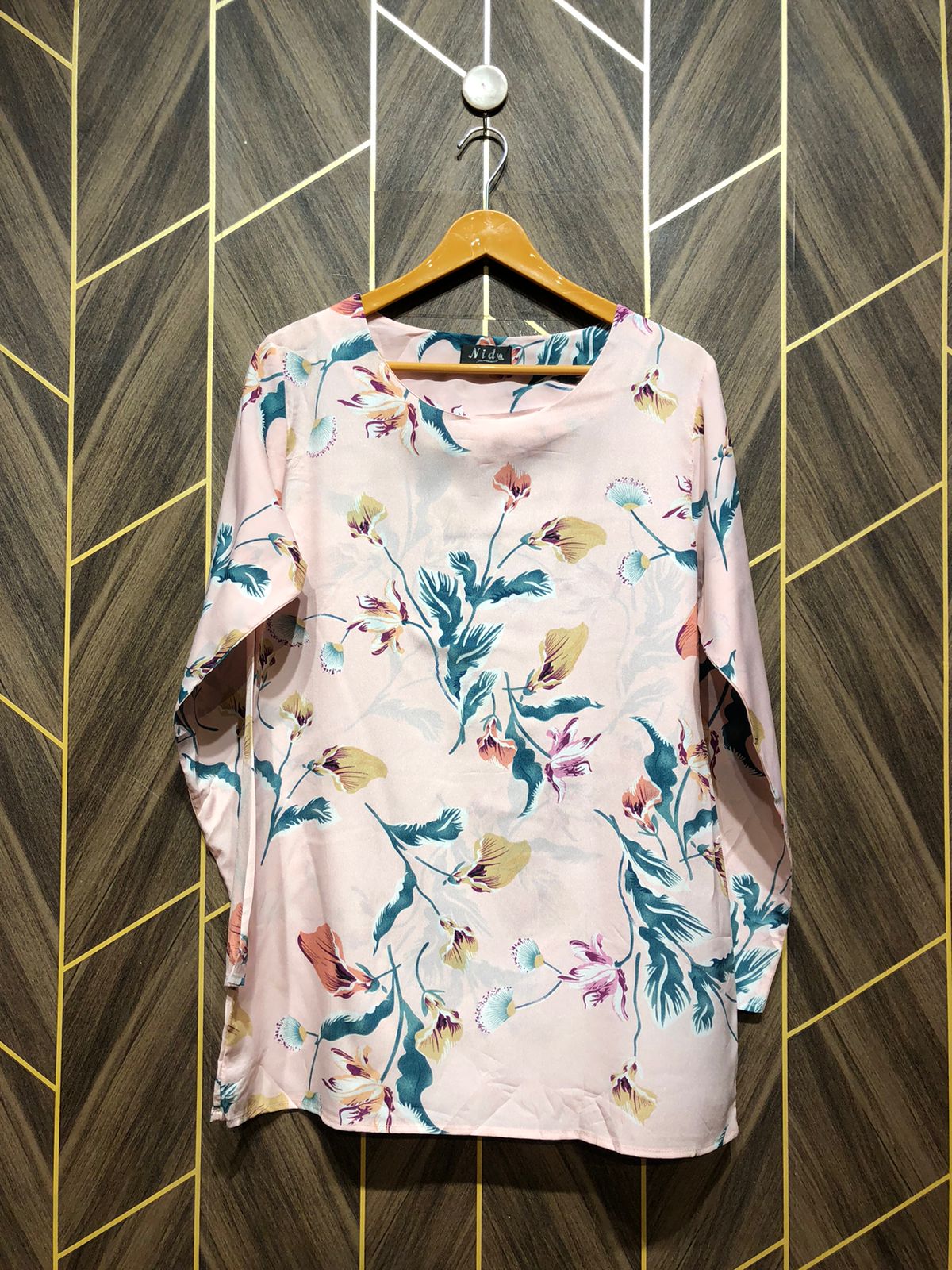 Western Top Chiffon – Medium Size (Chest: 19, Length: 29  )