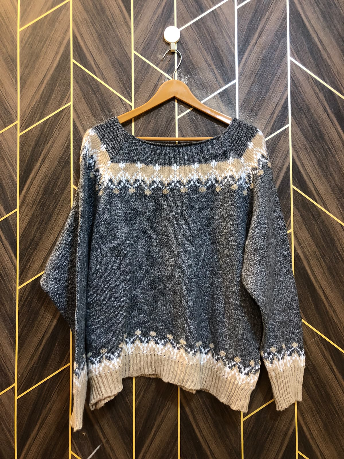 Women Crop Sweater Medium | Size | Chest 19 | Length 24 baggy