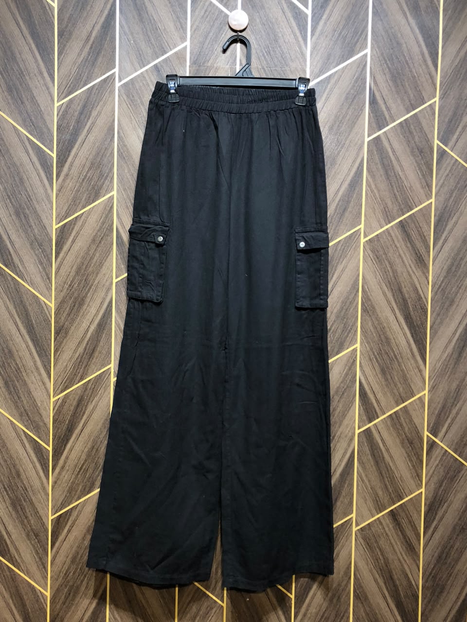 Women Wide Leg Cargo Jeans Small to Medium | Waist 28–30 | Length 41