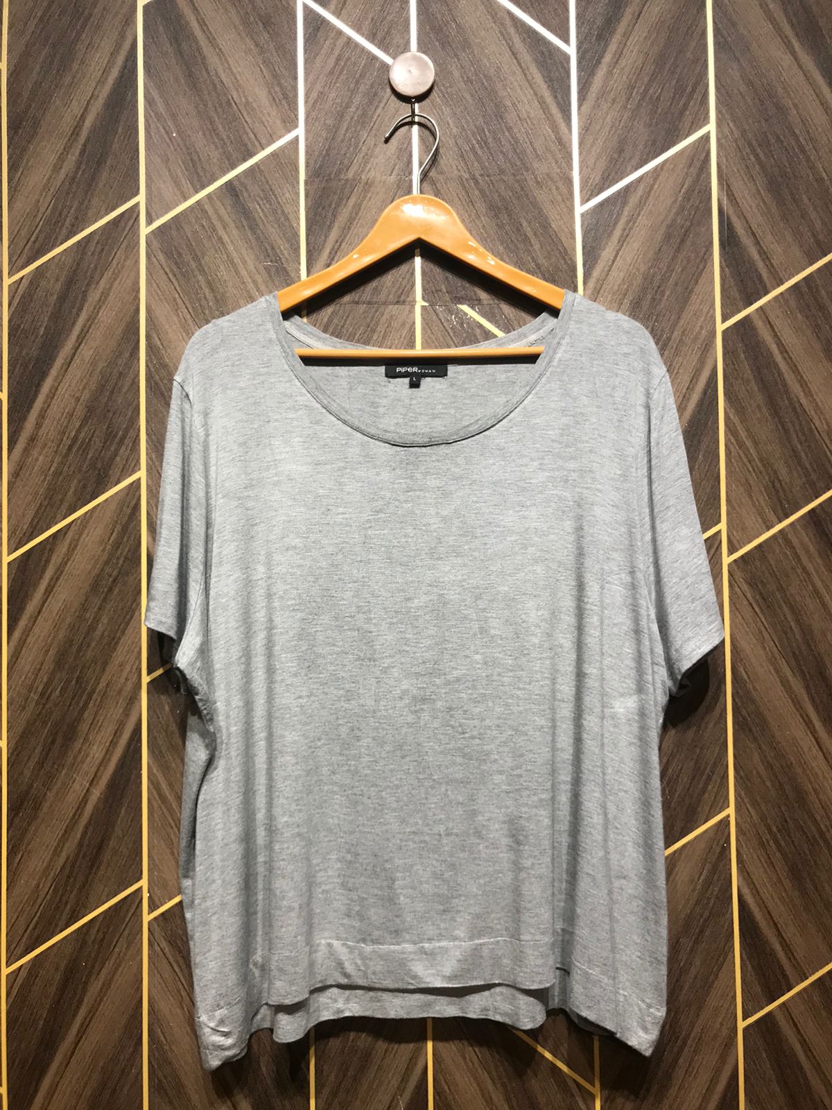 T-Shirt Jersey Large Size Length 26  baggy