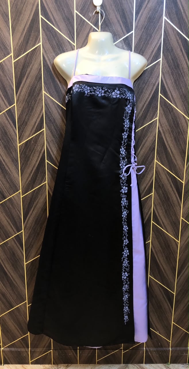 Western Long Maxi Silk Large | Size | Chest 21 | Length 58
