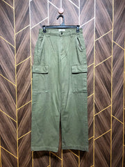 Women Wide Leg Cargo Jeans Small | Waist 28 | Length 39