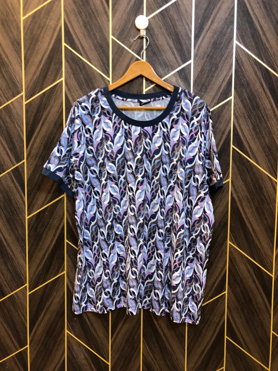 T-Shirt Jersey X Large Size Length 28