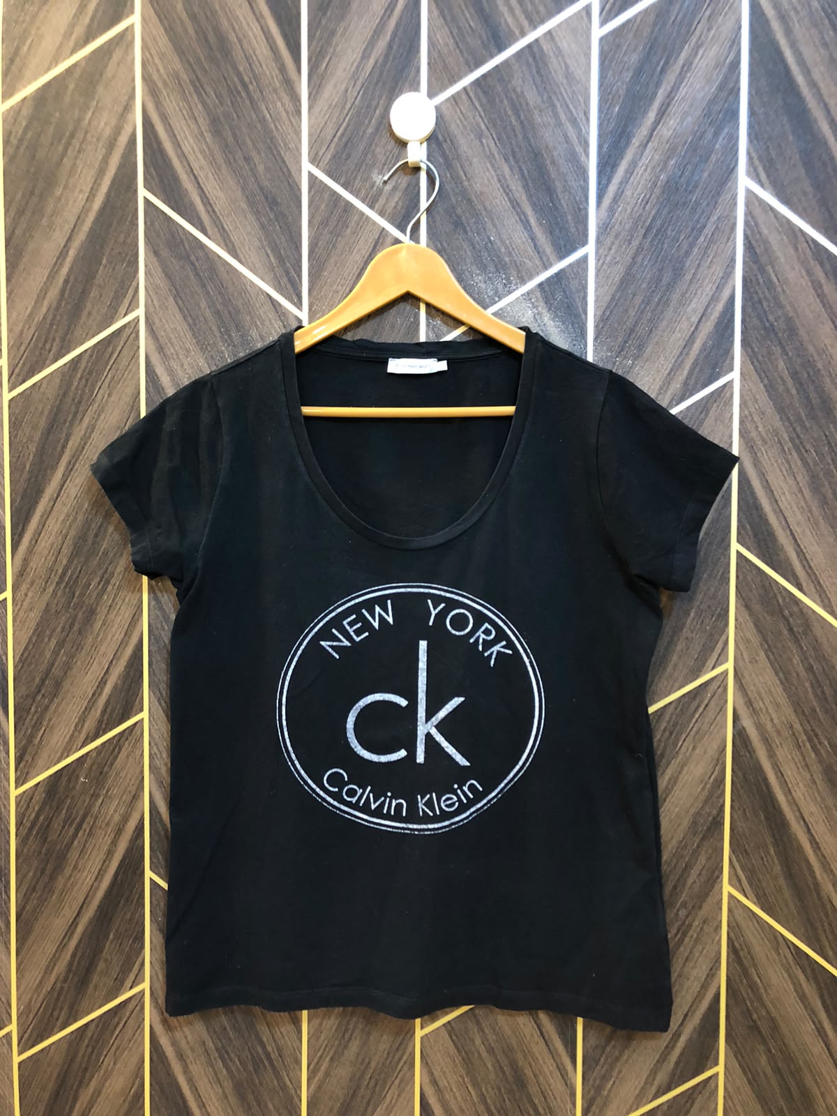 T-Shirt Jersey Medium Size Length 23