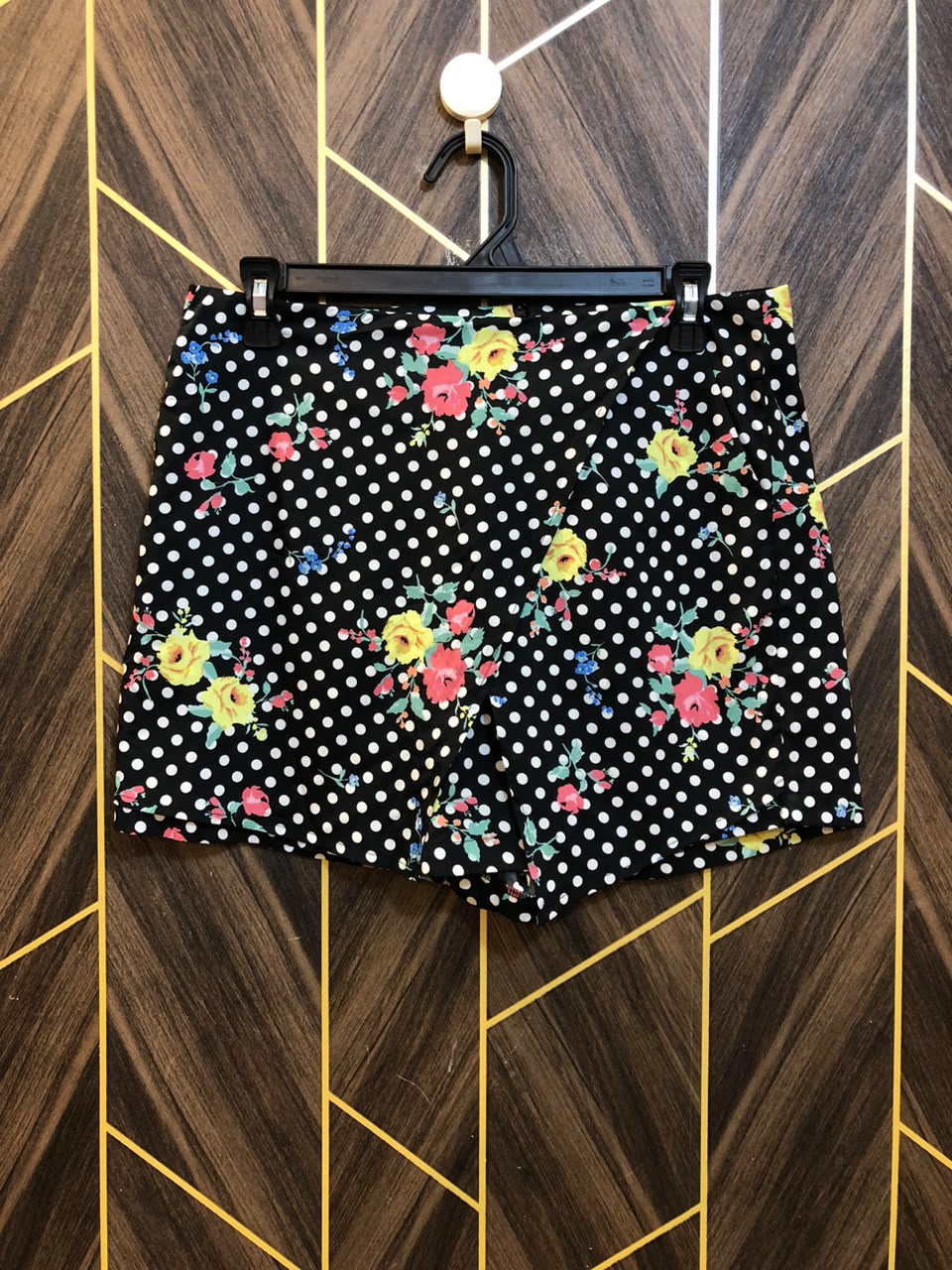 Women Mini Shorts Silk Small to Medium | Size Waist 28–30