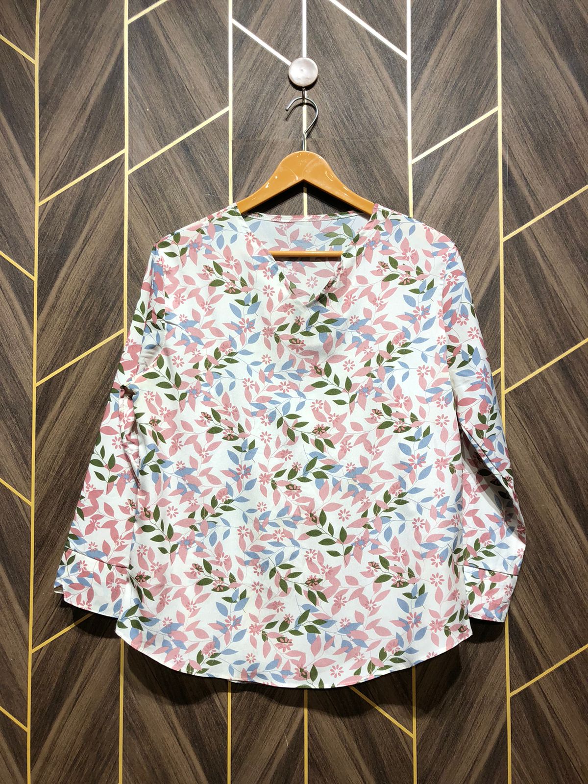 Western Top Chiffon – Medium Size (Chest: 19, Length: 27 )