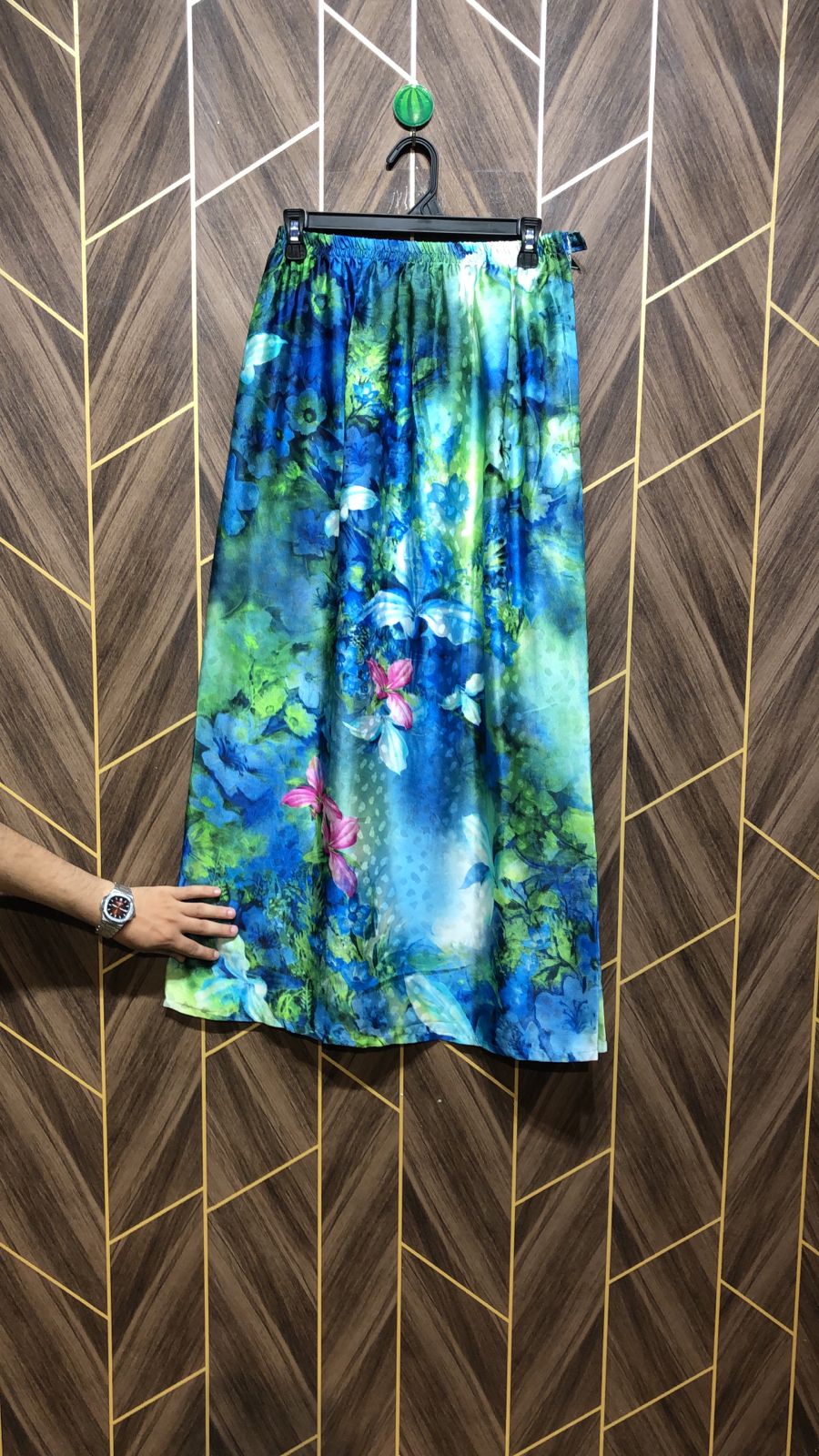 Silk Baggy Cordset – Small (Shirt Chest 19, Length 38 | Skirt Waist 28  , Length 38)