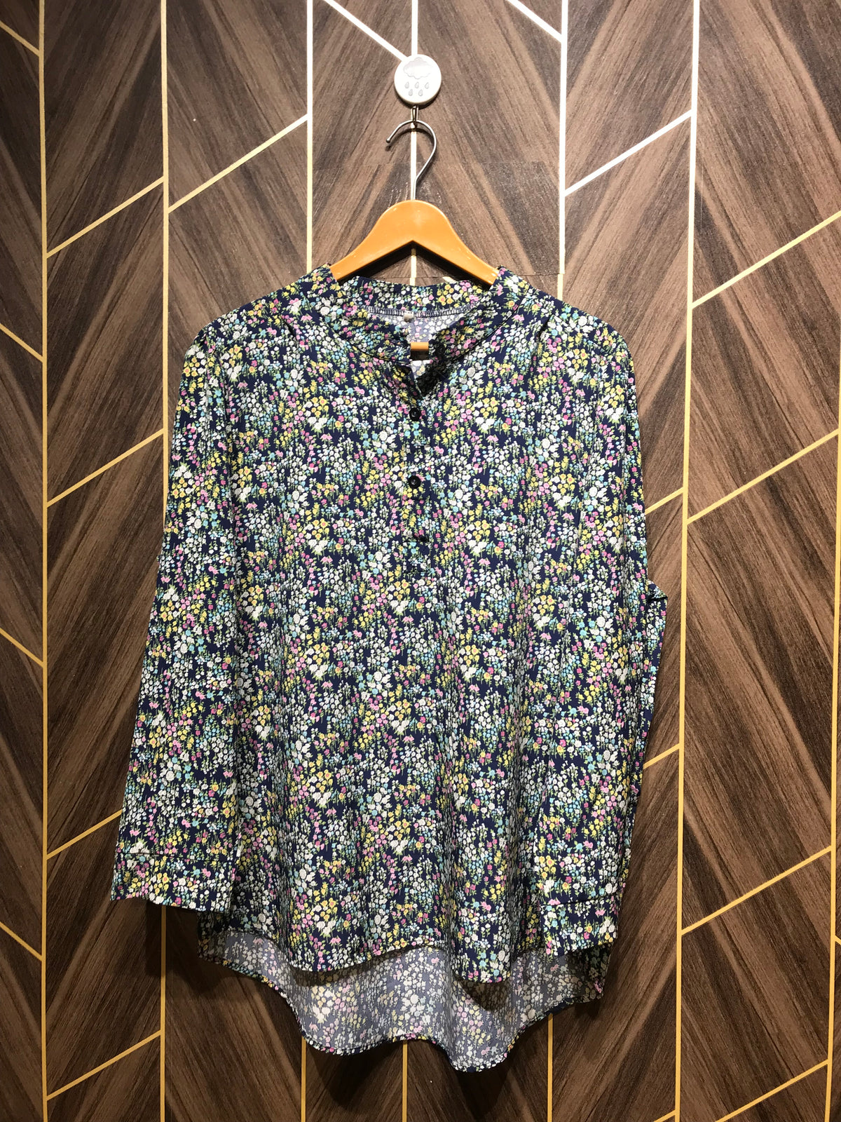 Western Top Large Chest 20 Length 28 Chiffon