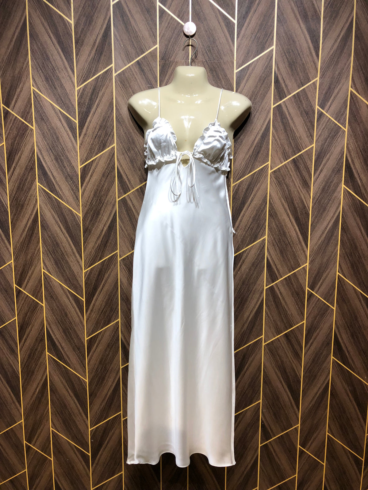 Long Maxie Silk Small Chest 18 Length 50