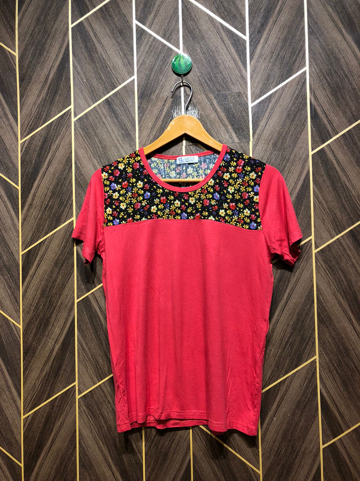 T-Shirt Jersey Medium Size Length 24
