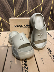Women Comfortable Slippers Size 6