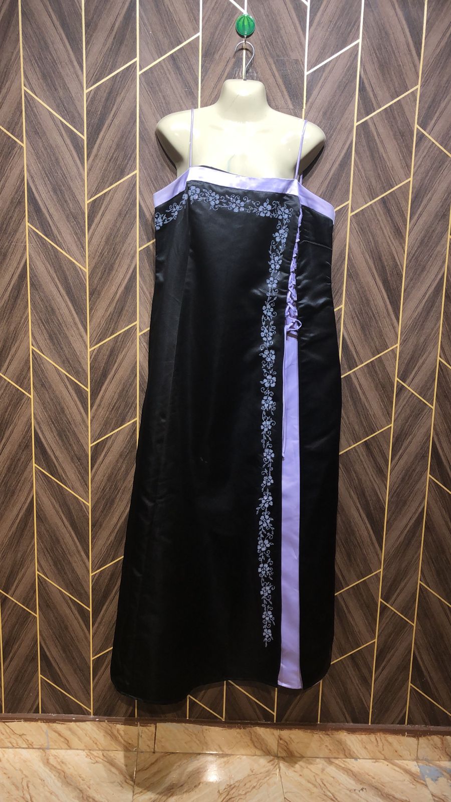 Western Long Maxi Silk – Large Size (Chest: 22, Length: 57)