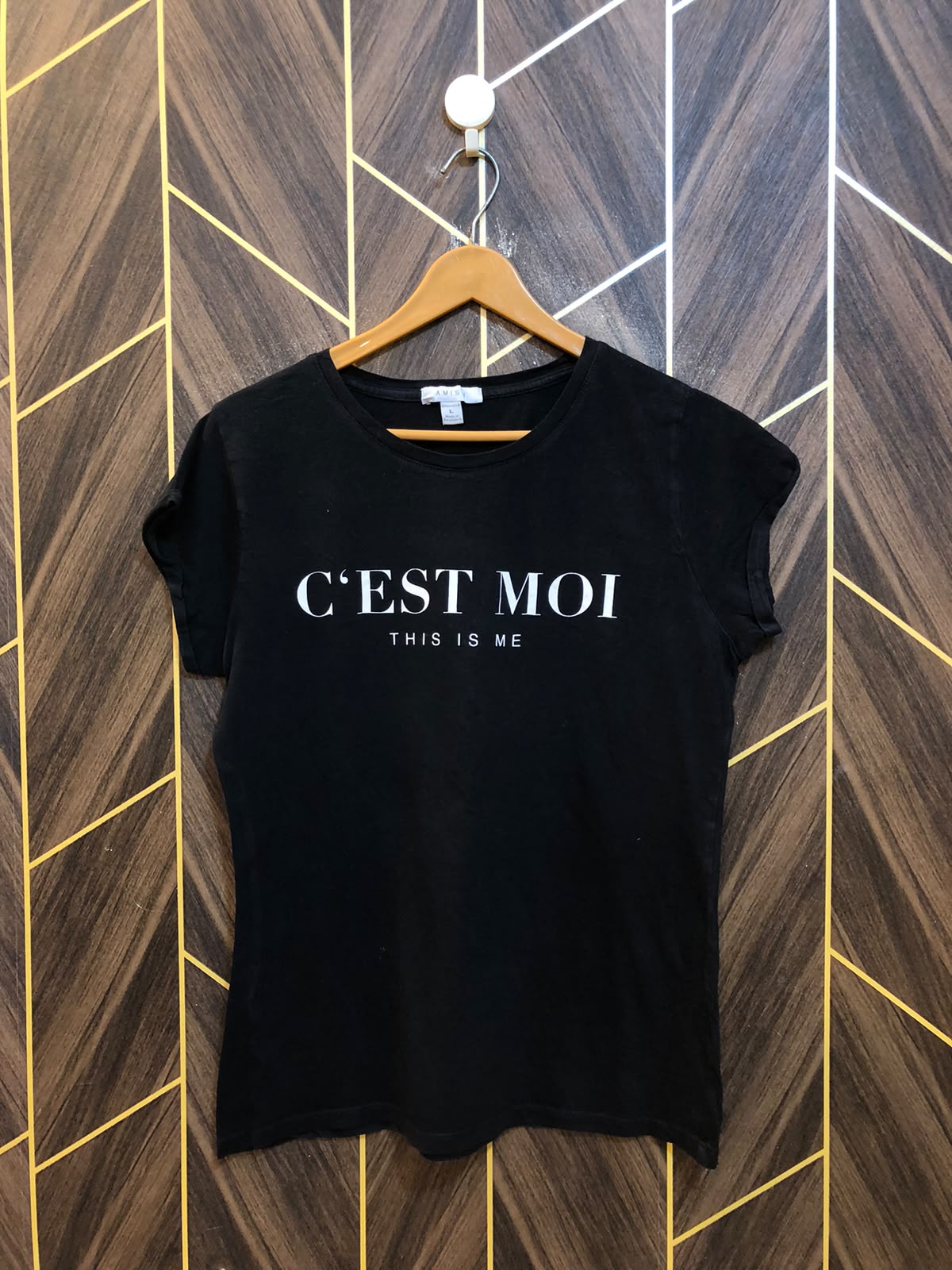 T-Shirt Jersey Medium to Large Size Length 25