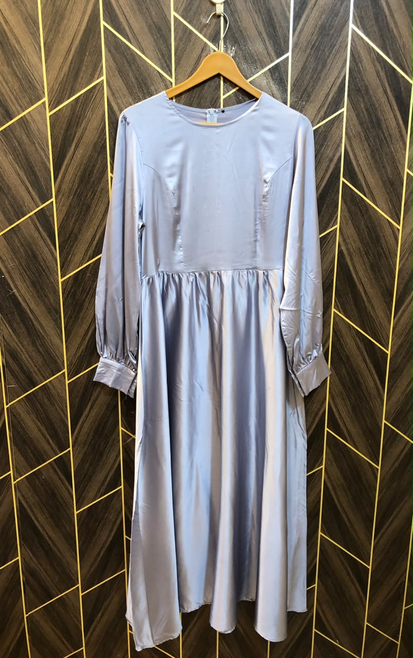 Western Long Maxi Silk Medium | Size | Chest 19 | Length 51