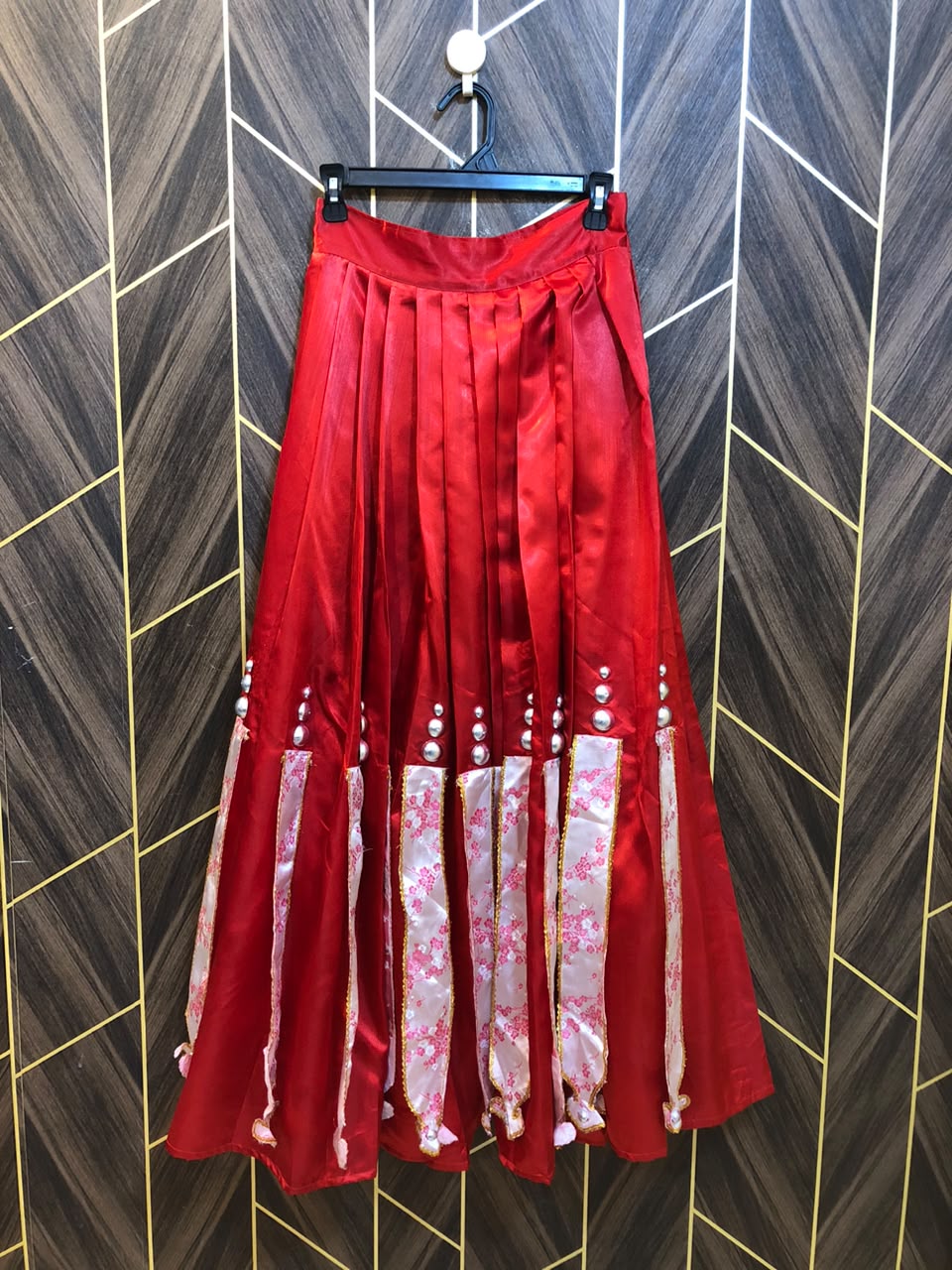 Women Skirts Silk X Small | Size Waist 26 | Length 40