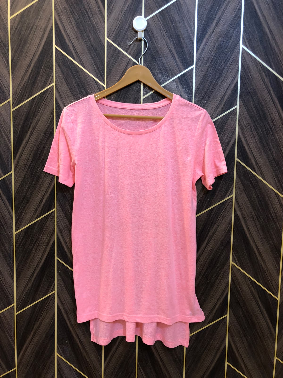 T-Shirt Jersey Small to Medium Size Length 29