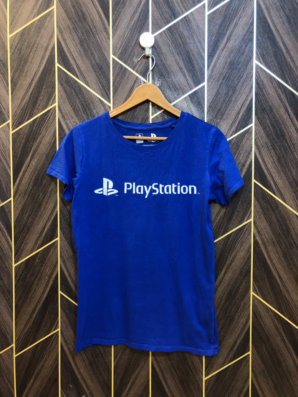 T-Shirt Jersey Small to Medium Size Length 25