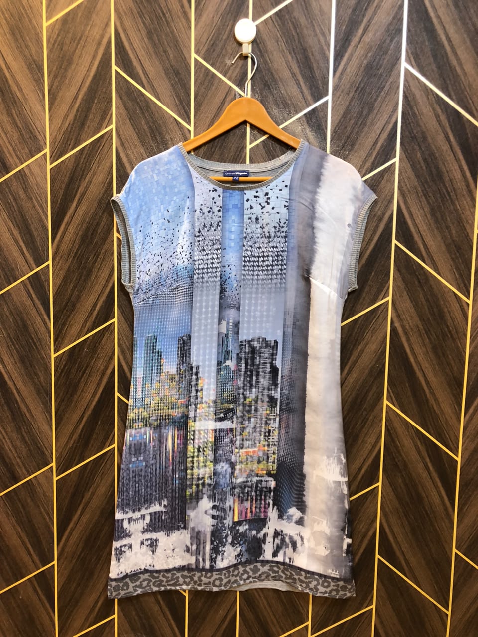 T-Shirt Jersey Small Size Length 33