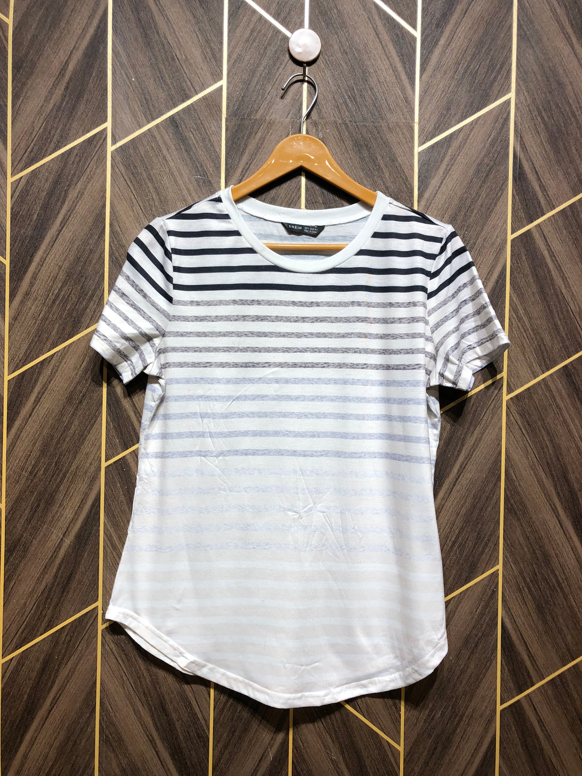 T-Shirt Jersey S/M Size Length 24