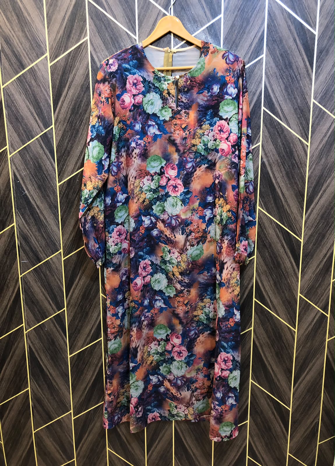 Western Long Maxi Silk X Large | Size | Chest 22 | Length 53