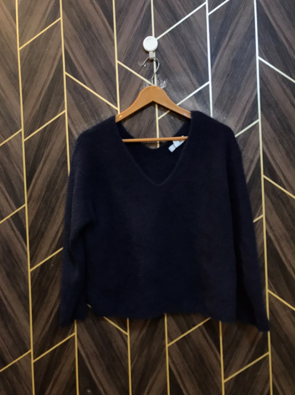 Women Crop Sweater Medium | Size | Chest 19 | Length 21