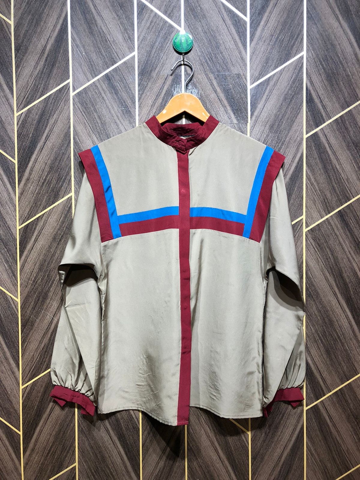 Western Top Silk – Medium Size (Chest: 19, Length: 26)