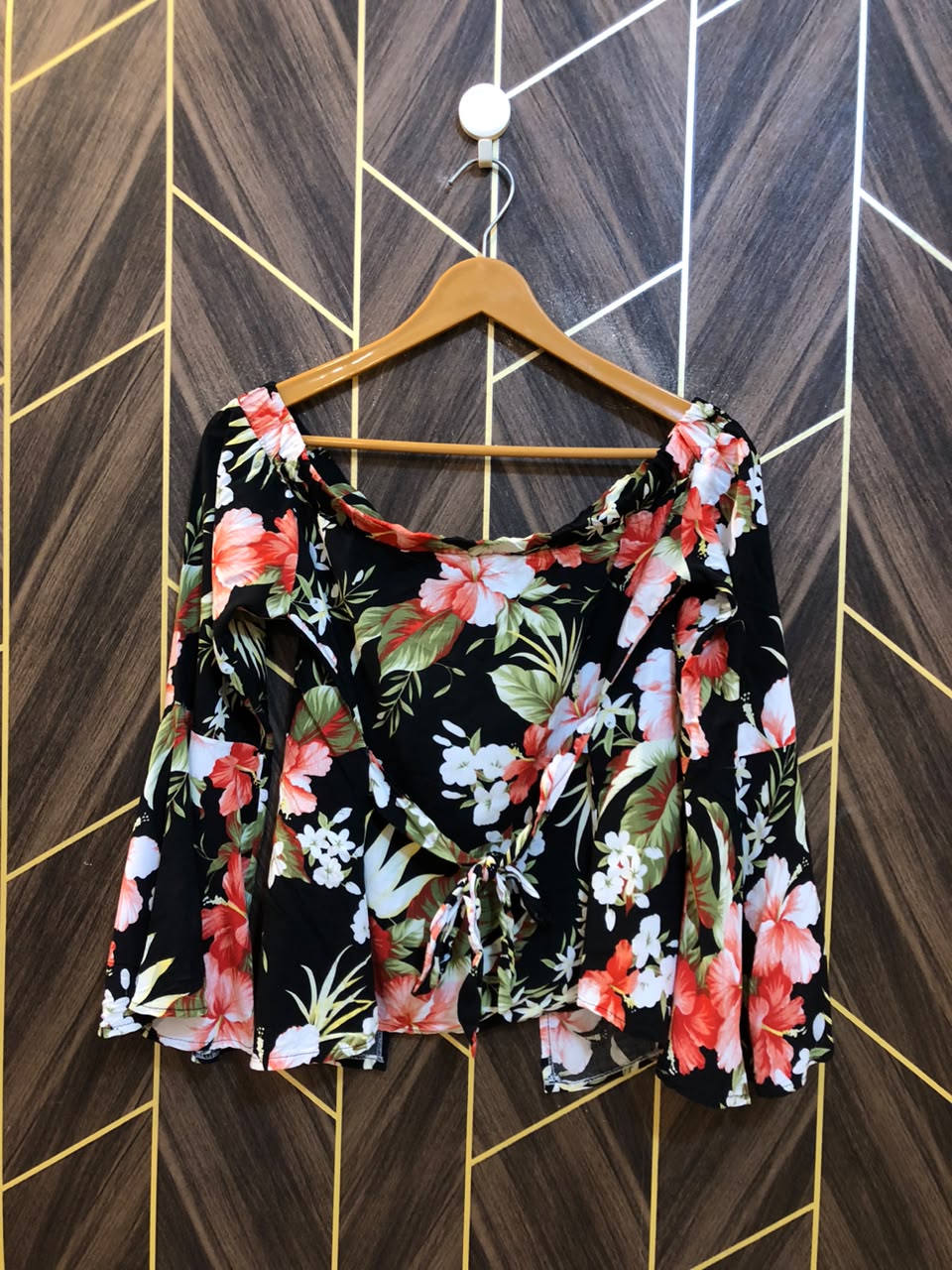 Trendy Linen CropTop Size Small Off shoulder