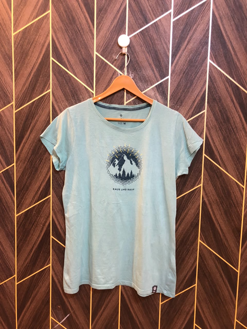 T-Shirt Jersey Medium Size Length 27