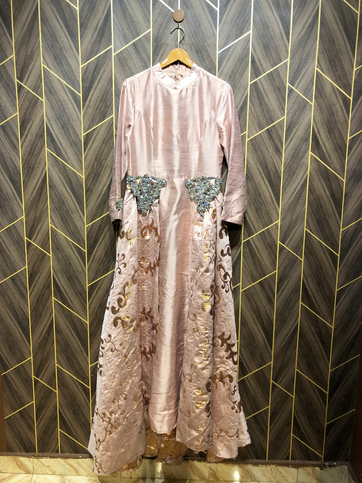 Long Maxie Silk Small Chest 18 Length 55