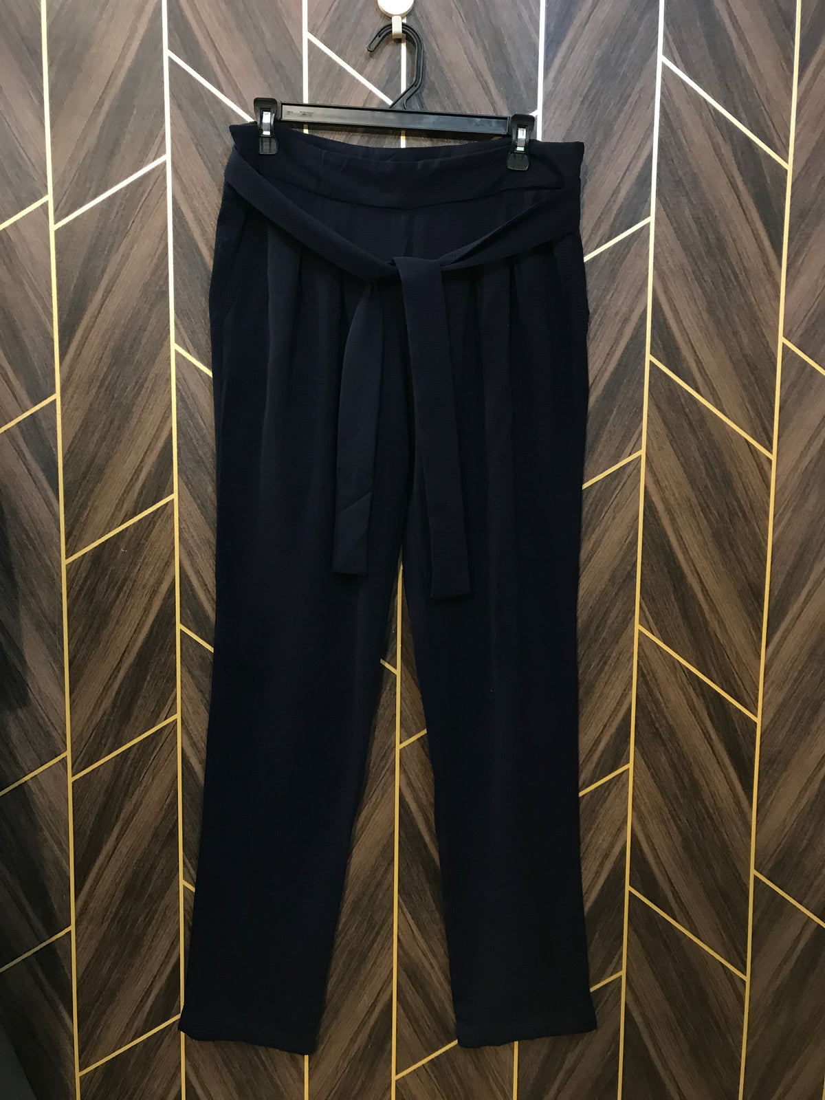 High waisted 30 Belt Pent Ankle Length Straight Fit