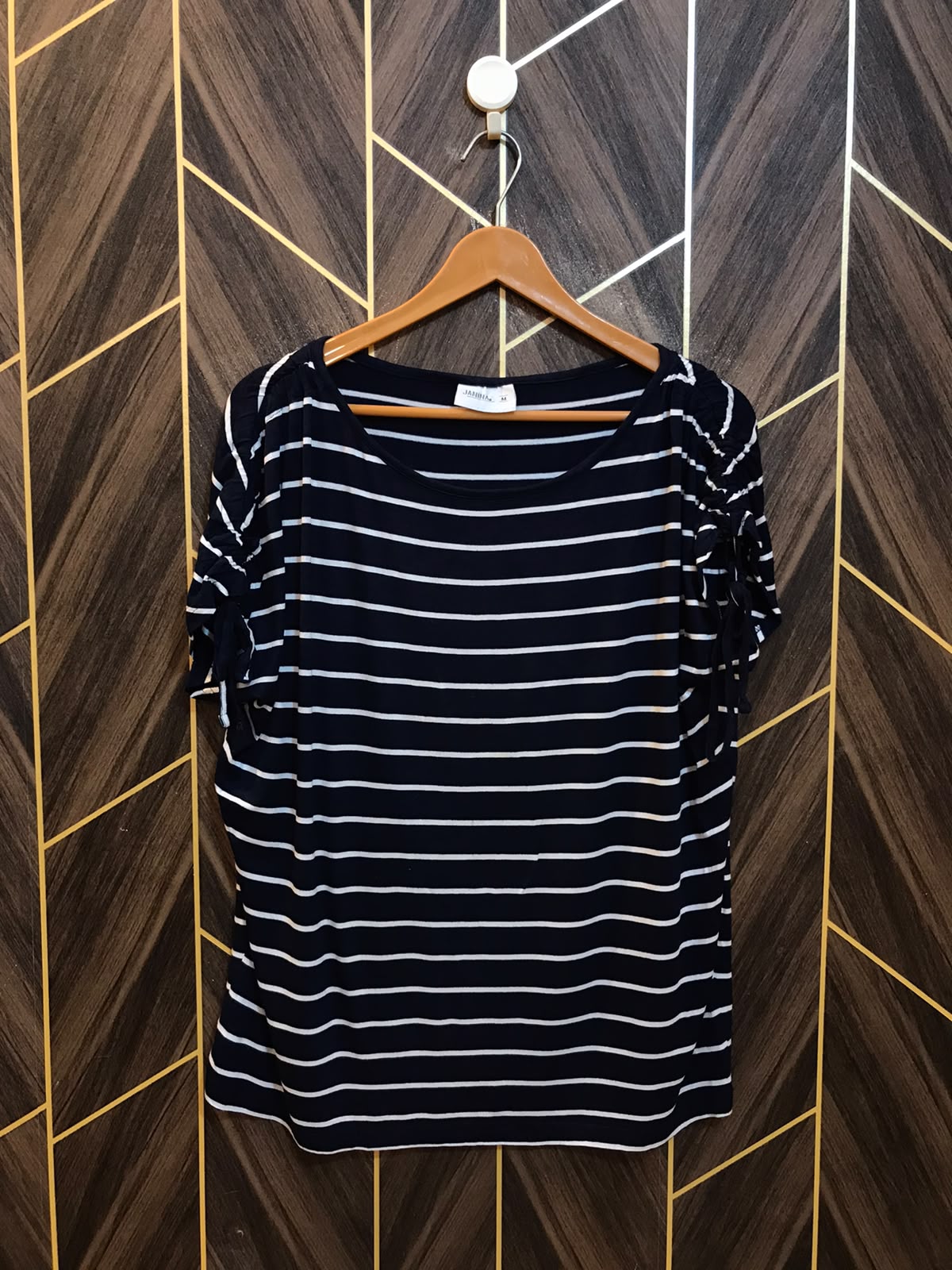 T-Shirt Jersey Medium Size Length 26