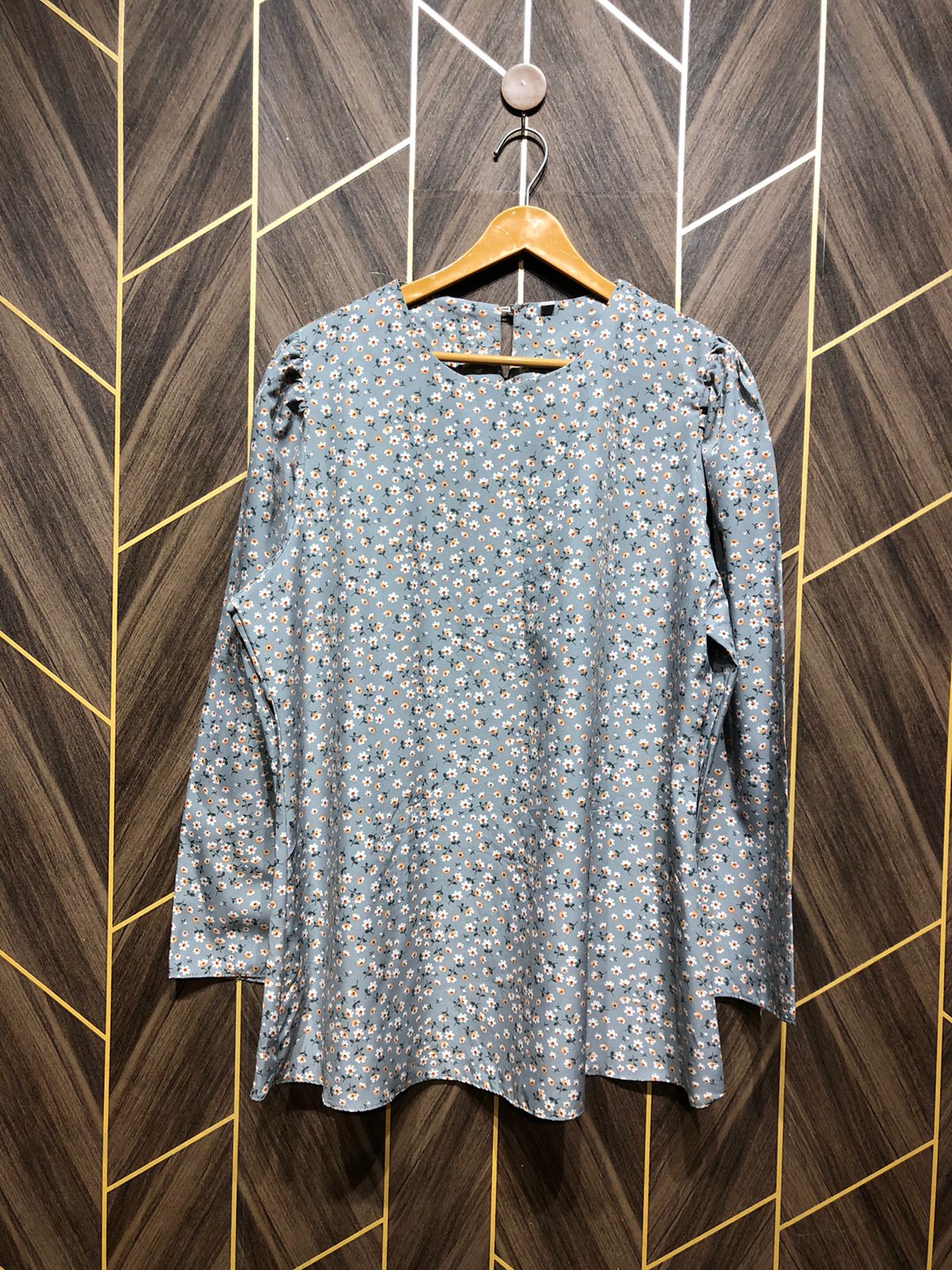 Western Top Silk – 3X-Large Size (Chest: 24 , Length: 30)