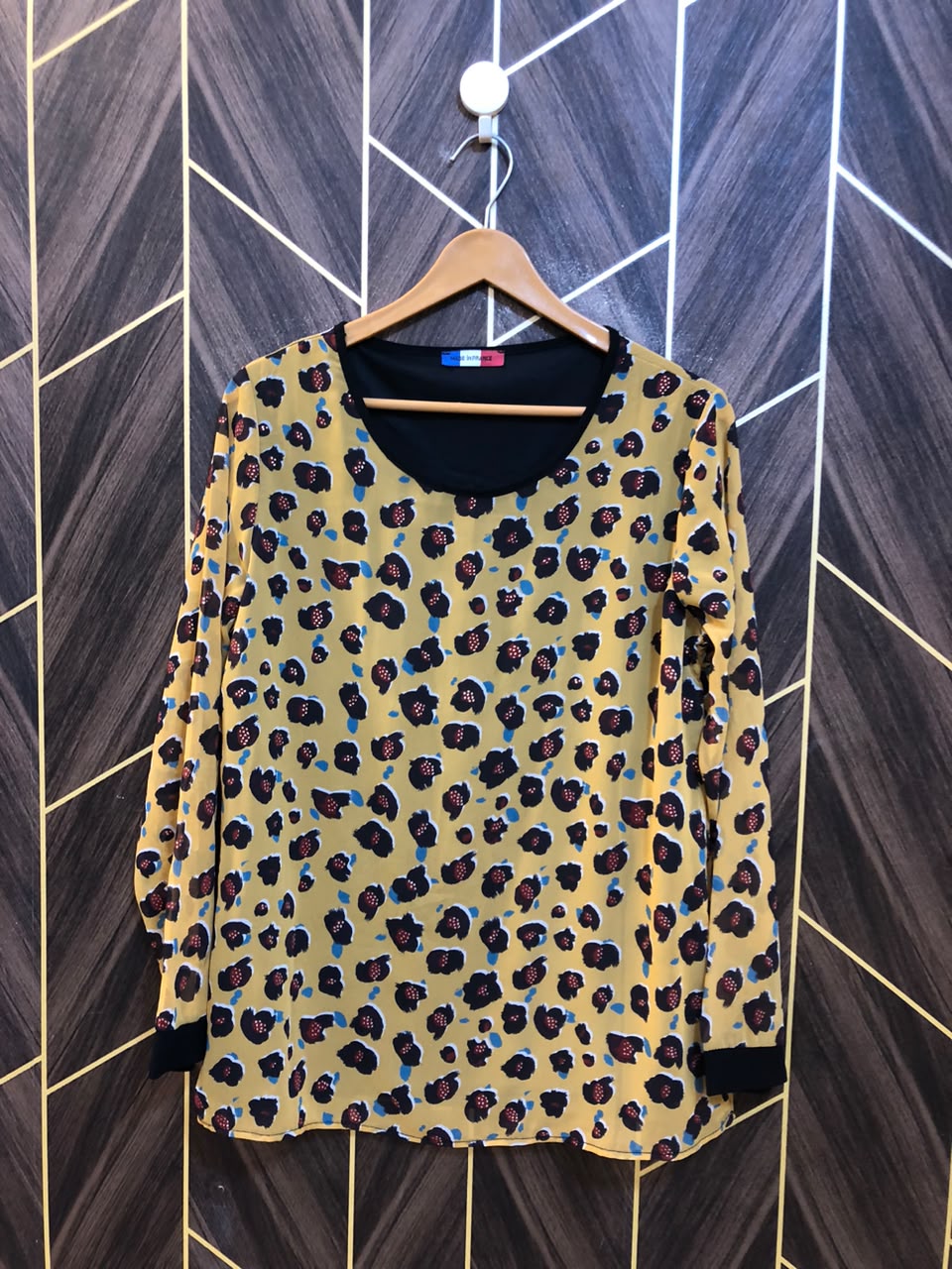 Western Top Chiffon – Large Size (Chest: 20, Length: 27 )