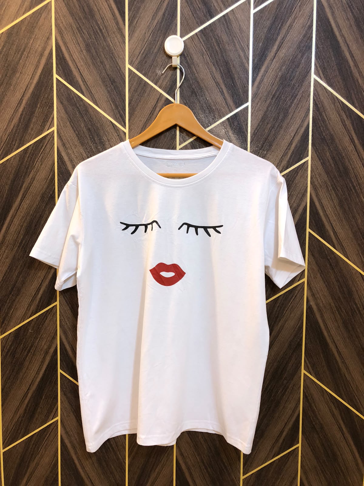 T-Shirt Jersey Medium to Large Size Length 26