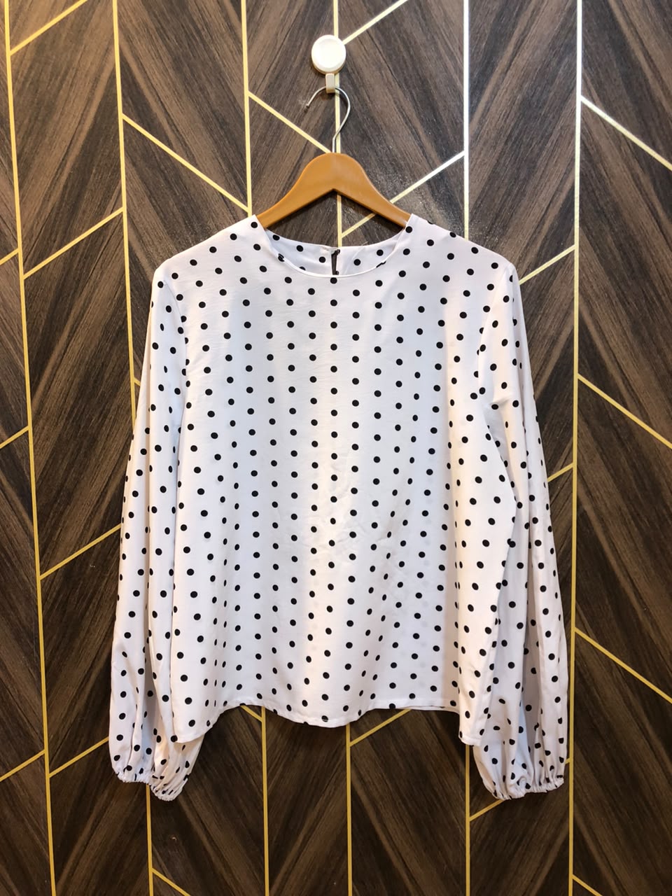 Western Top Silk – Medium Size (Chest: 19, Length: 24  )