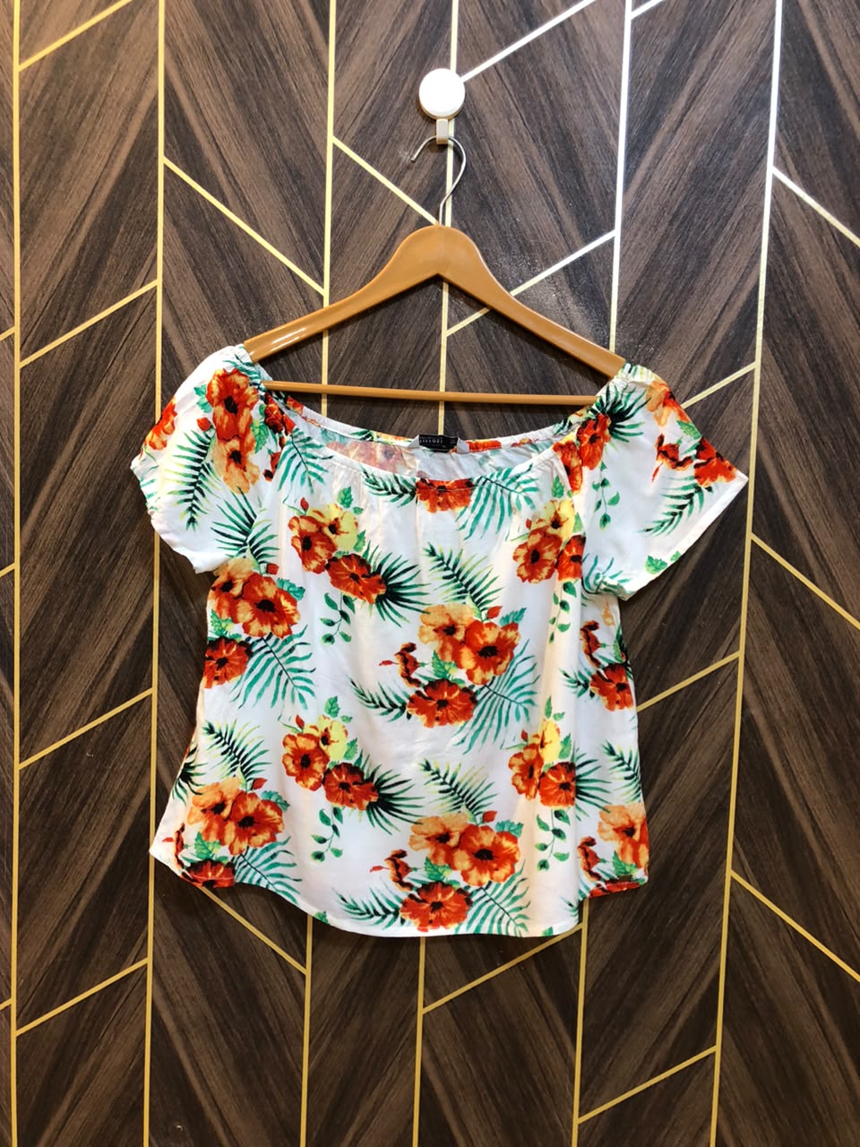 Trendy Linen CropTop Size Small