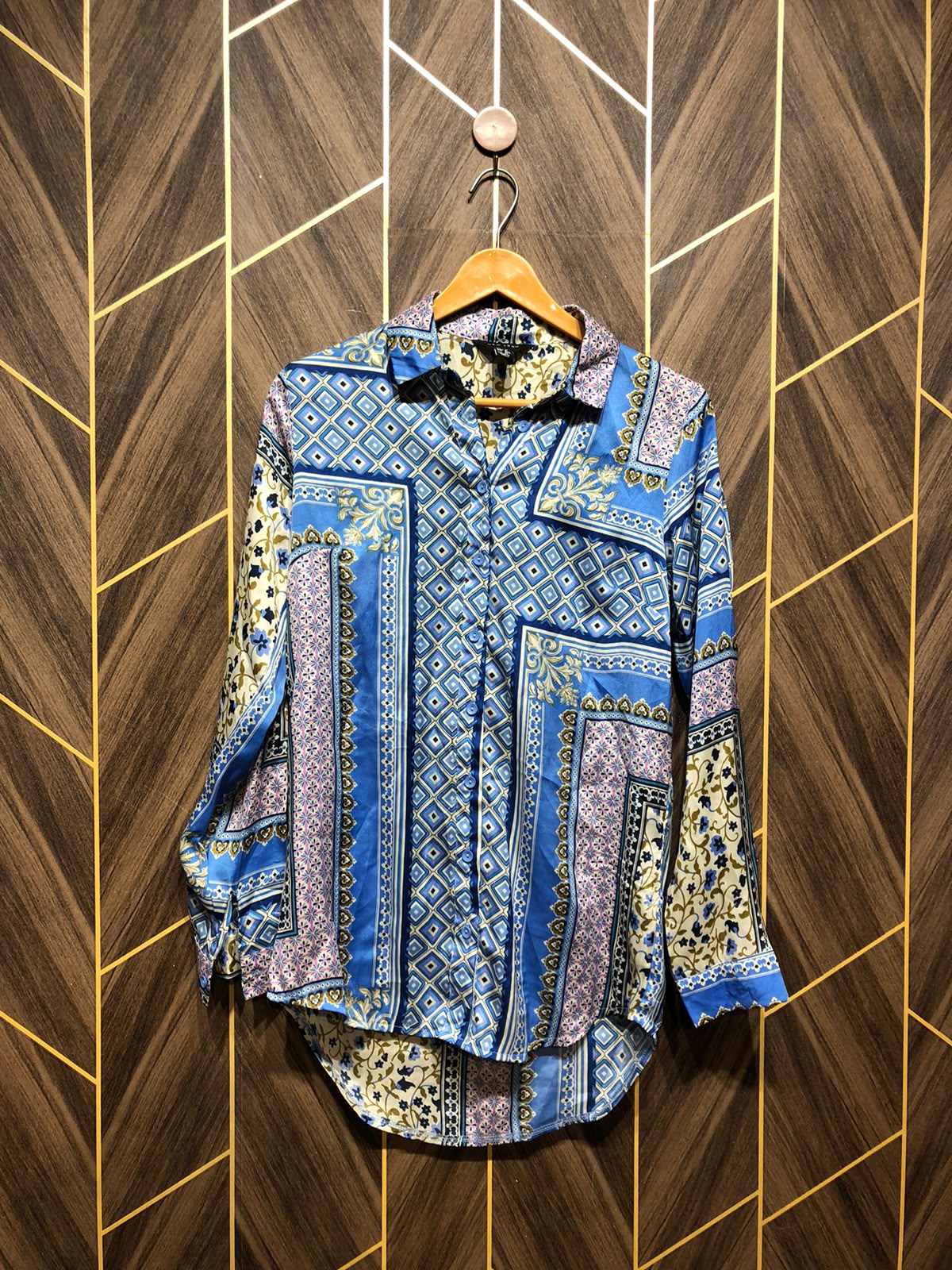 Western Top Silk – Medium Size (Chest: 19, Length: 31)