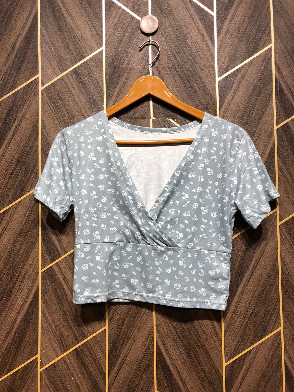 Trendy Jersey CropTop Size Small