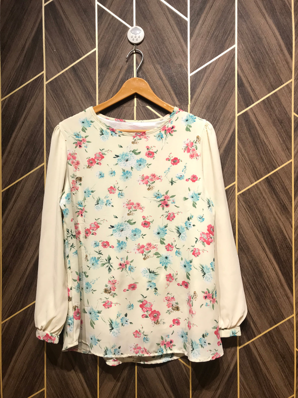 Western Top Small Chest 18 Length 25 Chiffon