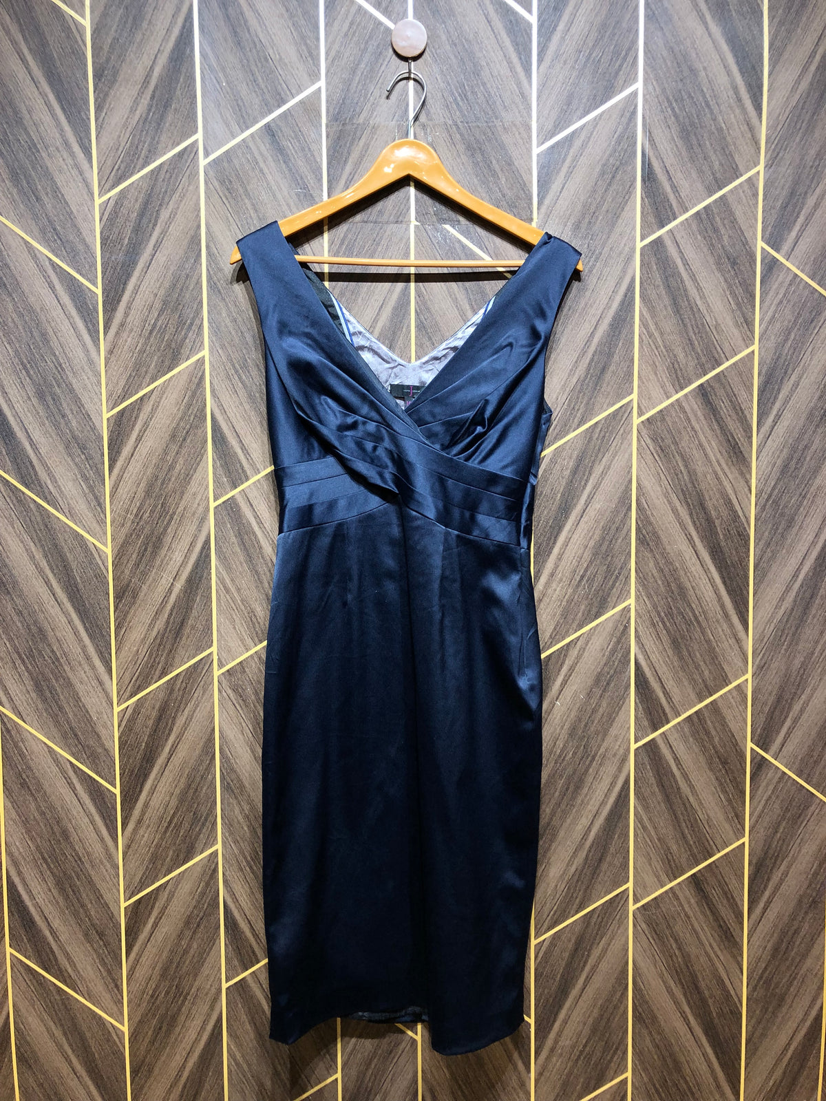 Long Maxie Silk Medium Chest 19 Length 47