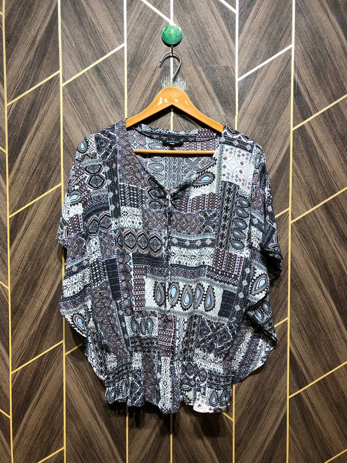 Western Top Linen – Medium Size (Baggy  Length: 26  )