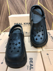 Women Comfortable Crocs Size 9