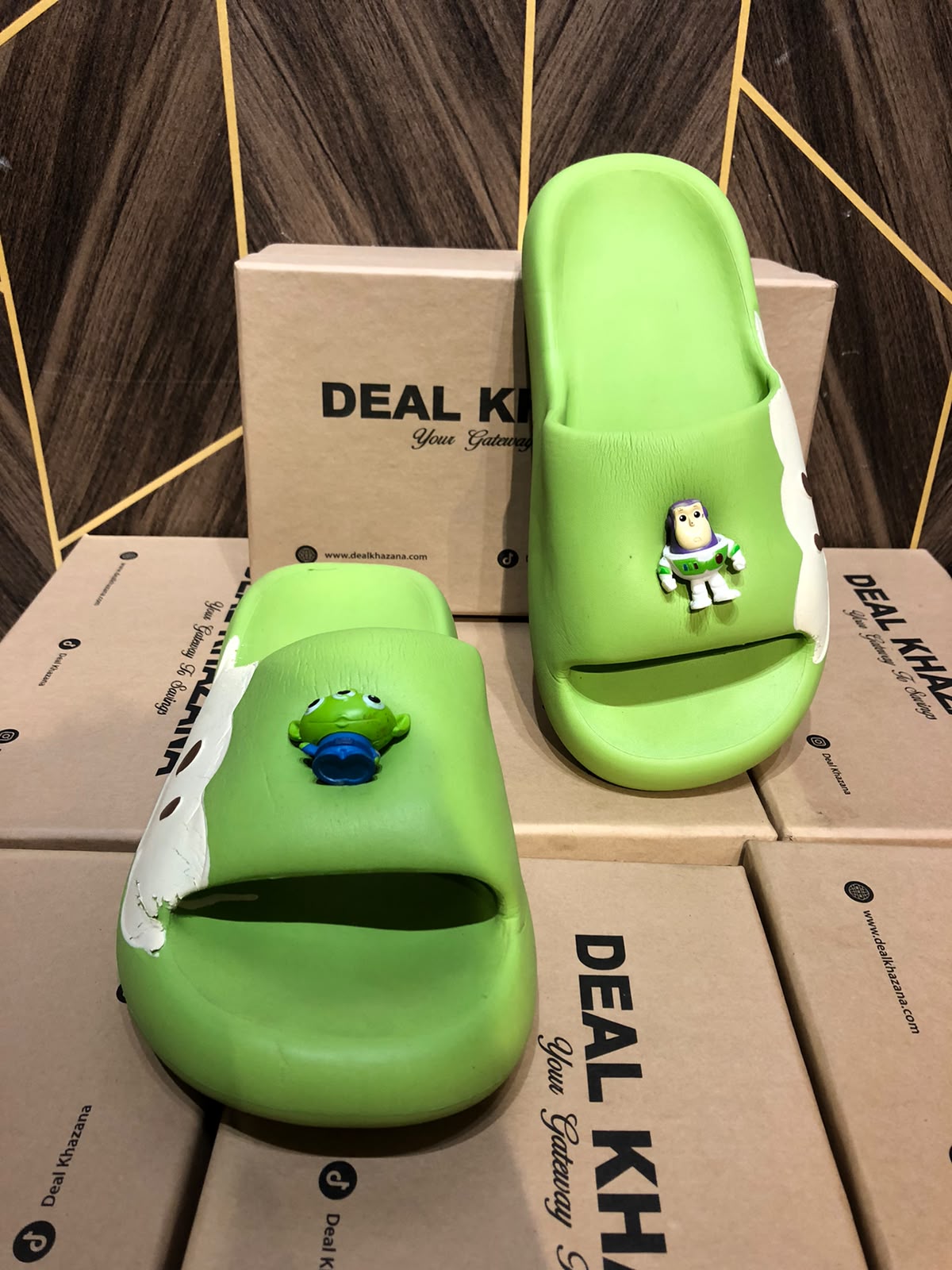 Women Comfortable Slippers Size 10