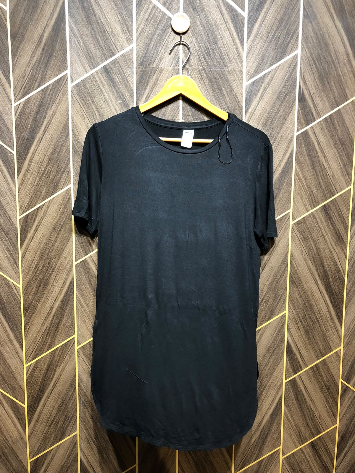 T-Shirt Jersey Medium Size Length 28