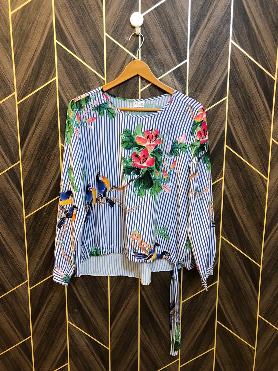 Western Top Linen – Medium Size (Chest: 19, Length: 26  )