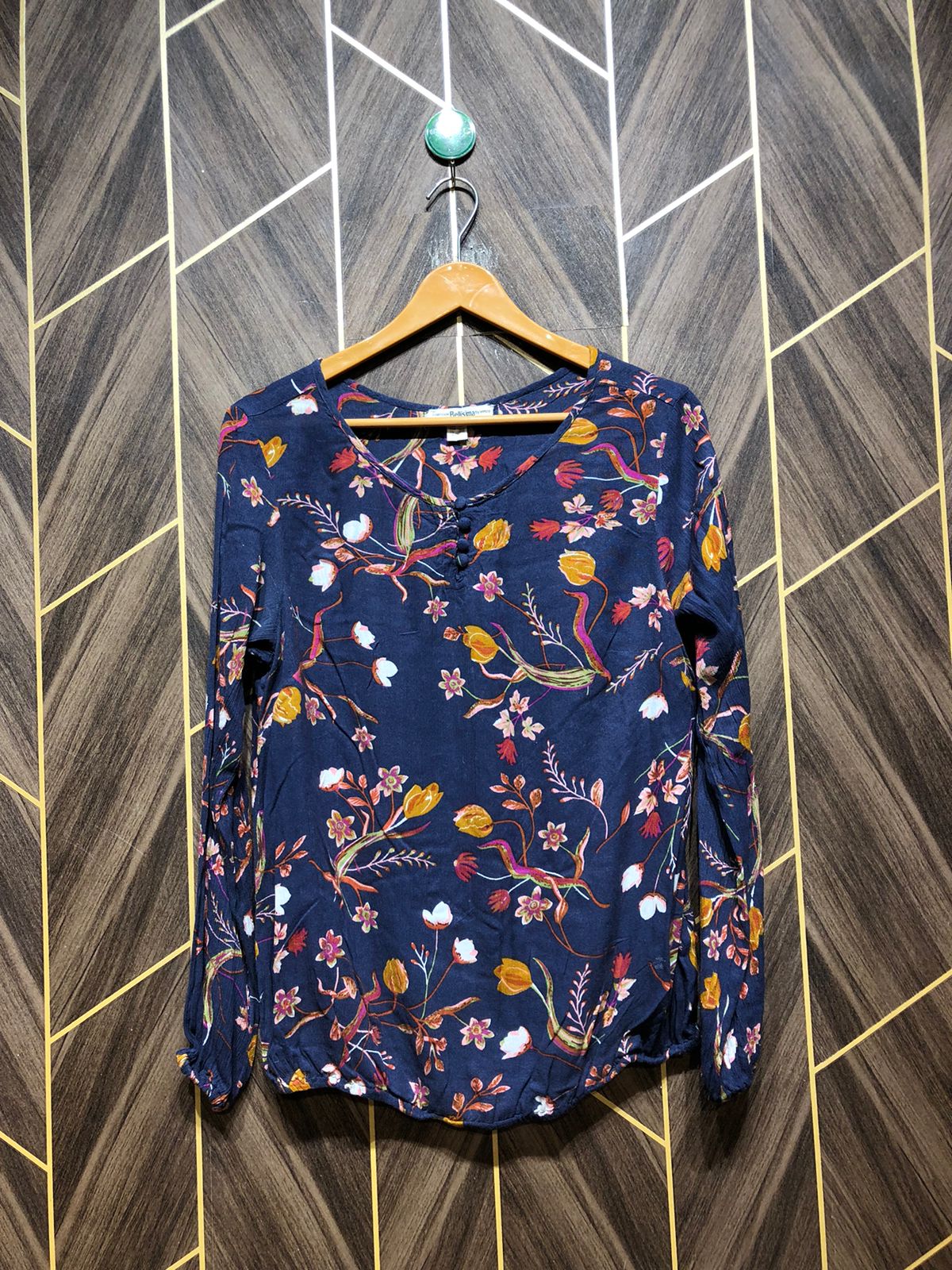 Western Top Linen – X-Large Size (Chest: 21, Length: 25)