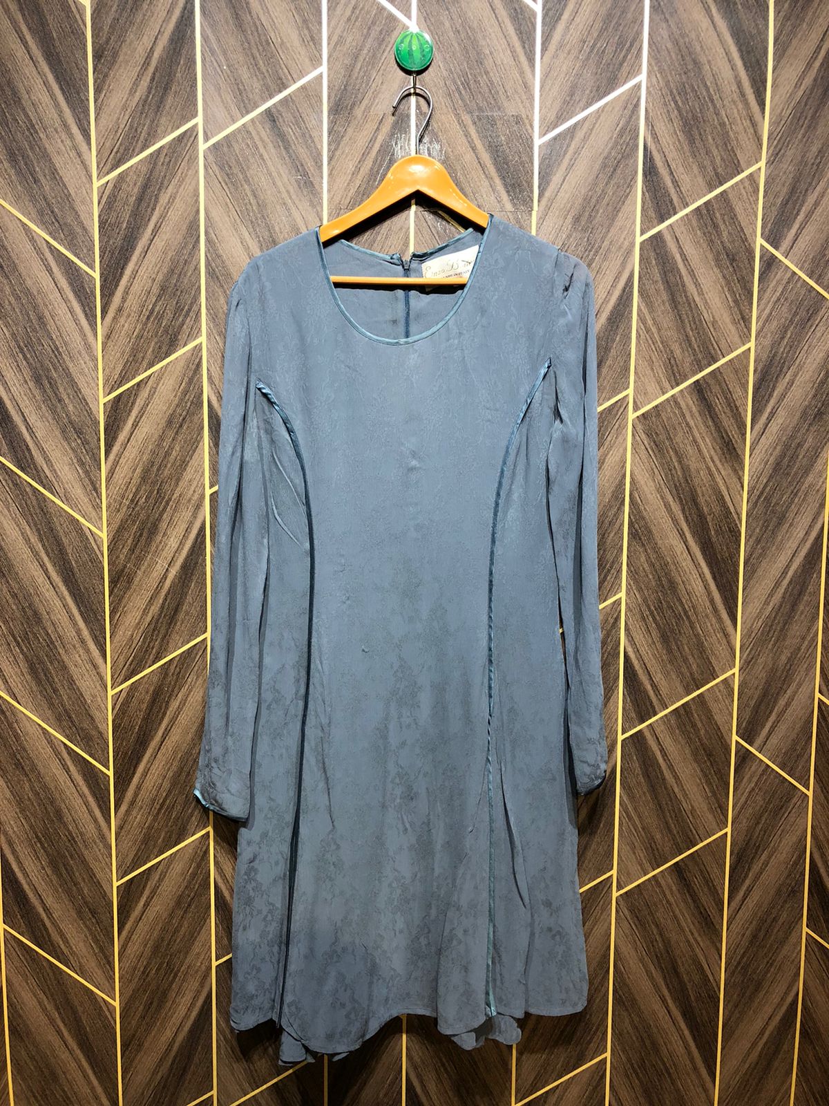 Women Long Shirt Chiffon Large | Chest 20 | Length 40