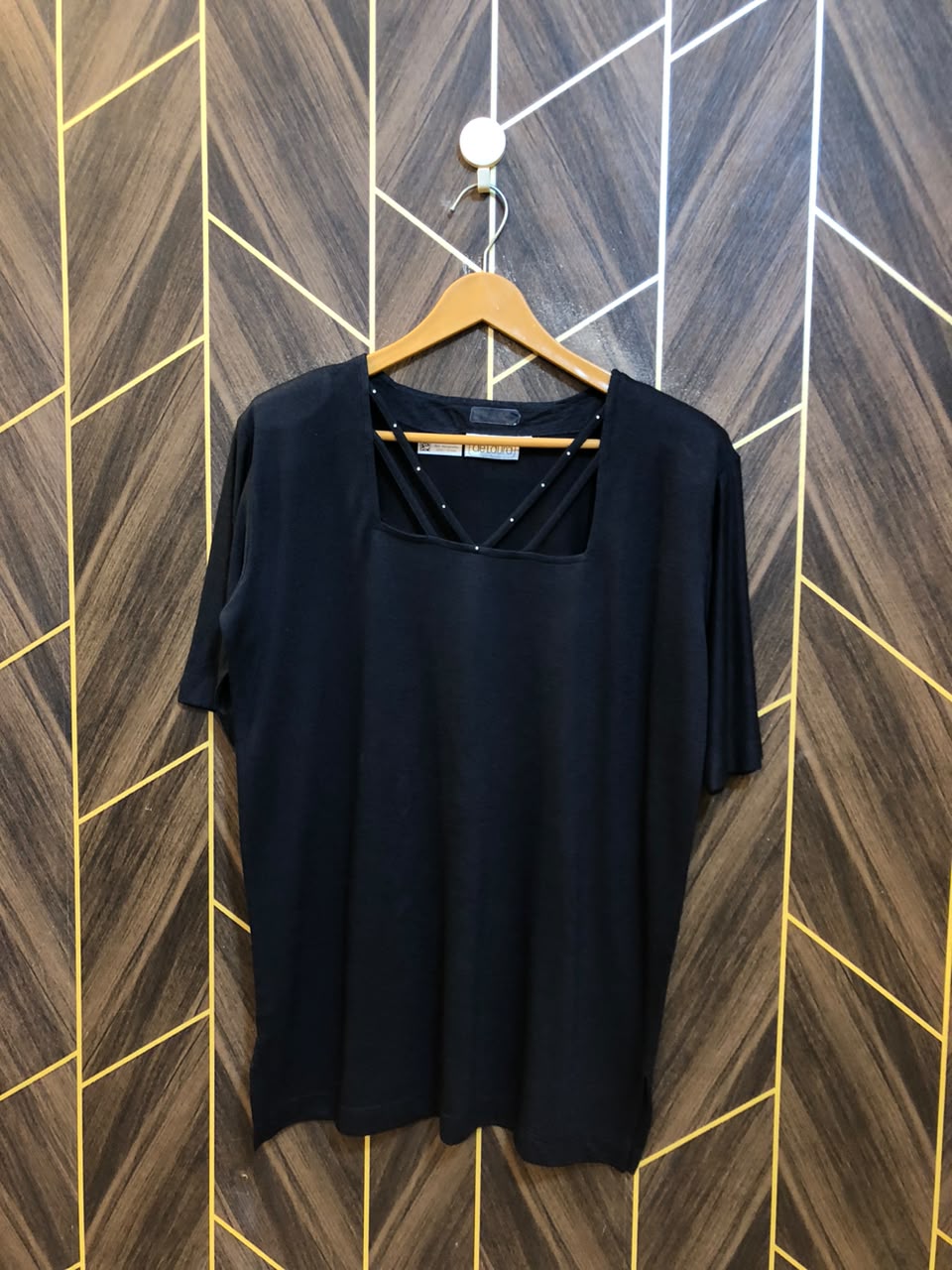 T-Shirt Jersey Medium Size Length 28 baggy