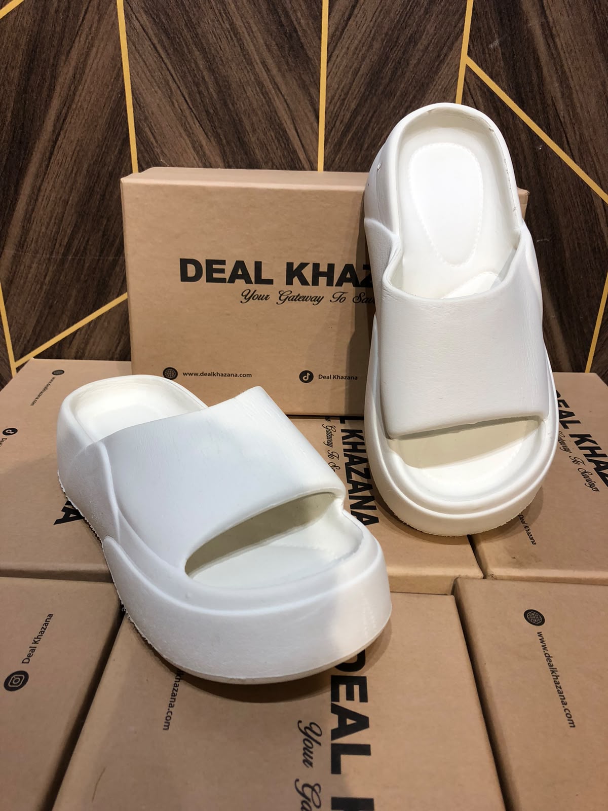 Women Comfortable Slippers Size 7